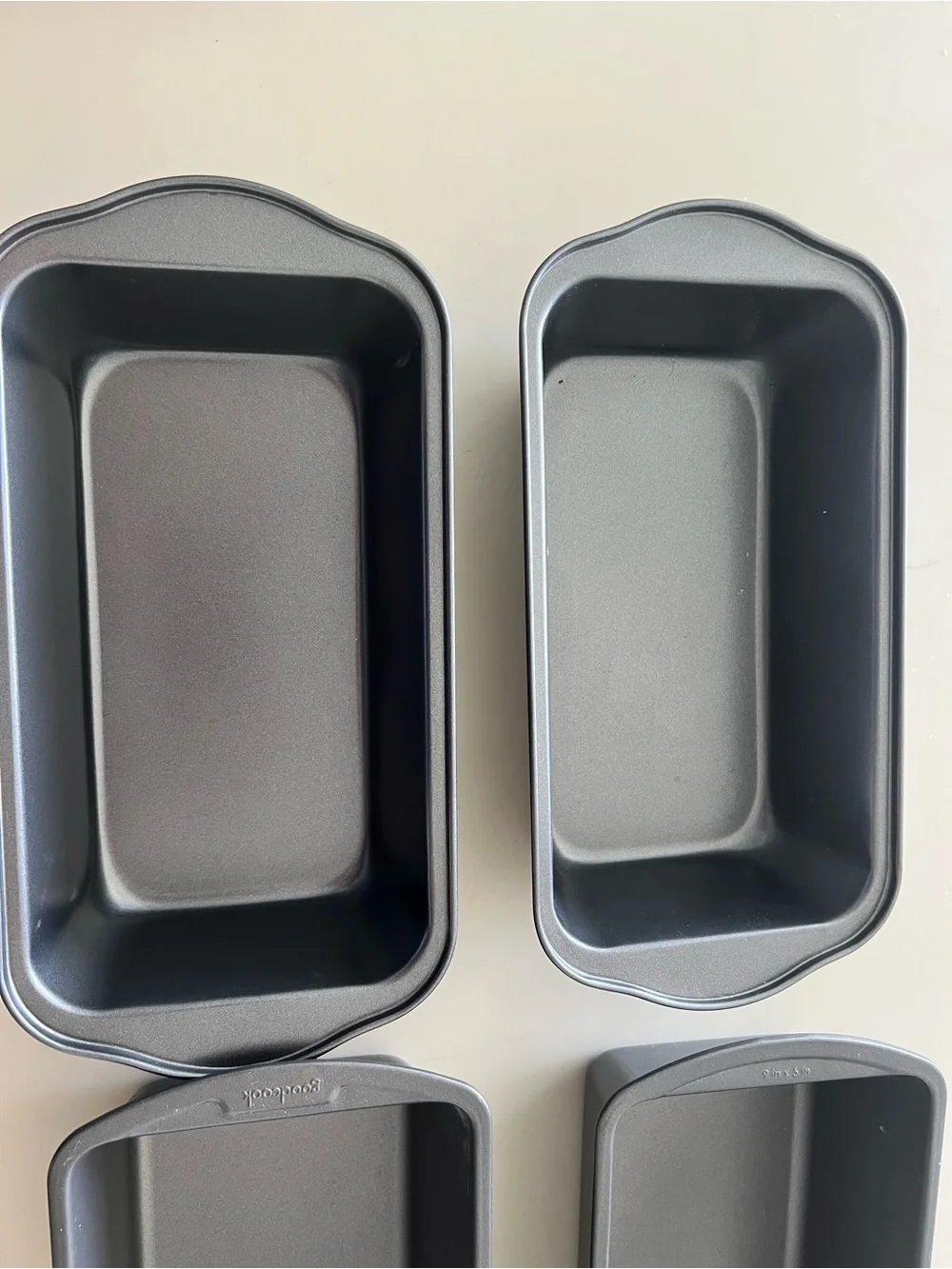 Nonstick Mini Loaf Pans - Set of 4 (Black)